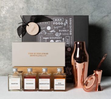 Famous_Four_Cocktail_Gift_Hamper_LR